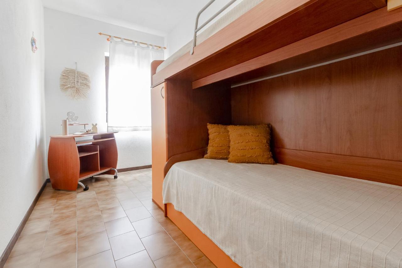 Relax Family House Al Mare Apartment Isola Rossa Ngoại thất bức ảnh