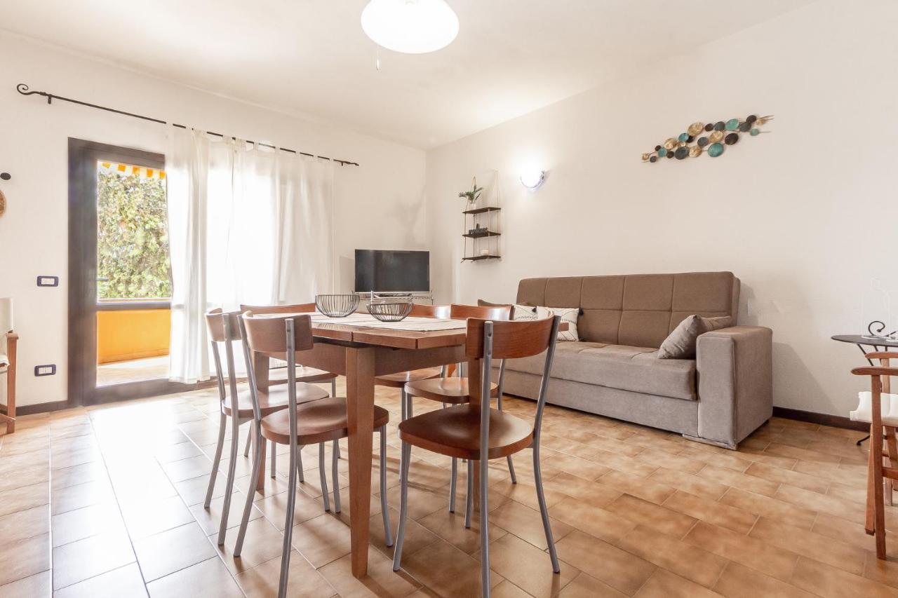 Relax Family House Al Mare Apartment Isola Rossa Ngoại thất bức ảnh