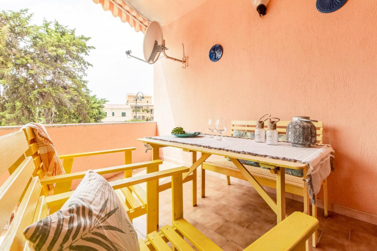 Relax Family House Al Mare Apartment Isola Rossa Ngoại thất bức ảnh