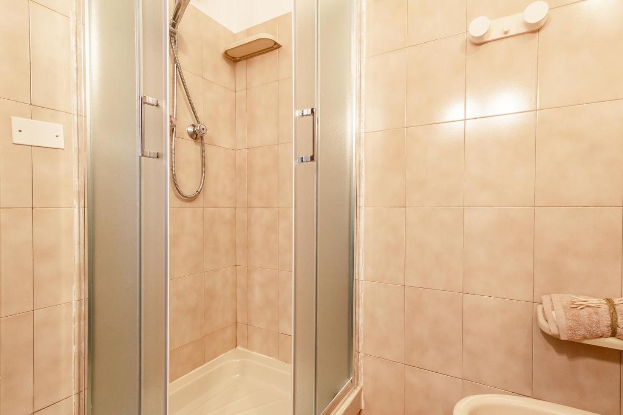 Relax Family House Al Mare Apartment Isola Rossa Ngoại thất bức ảnh